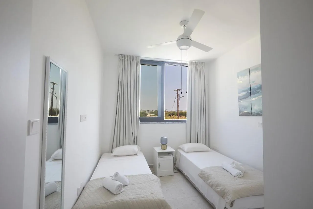 Almaria Villas Protaras 0*,