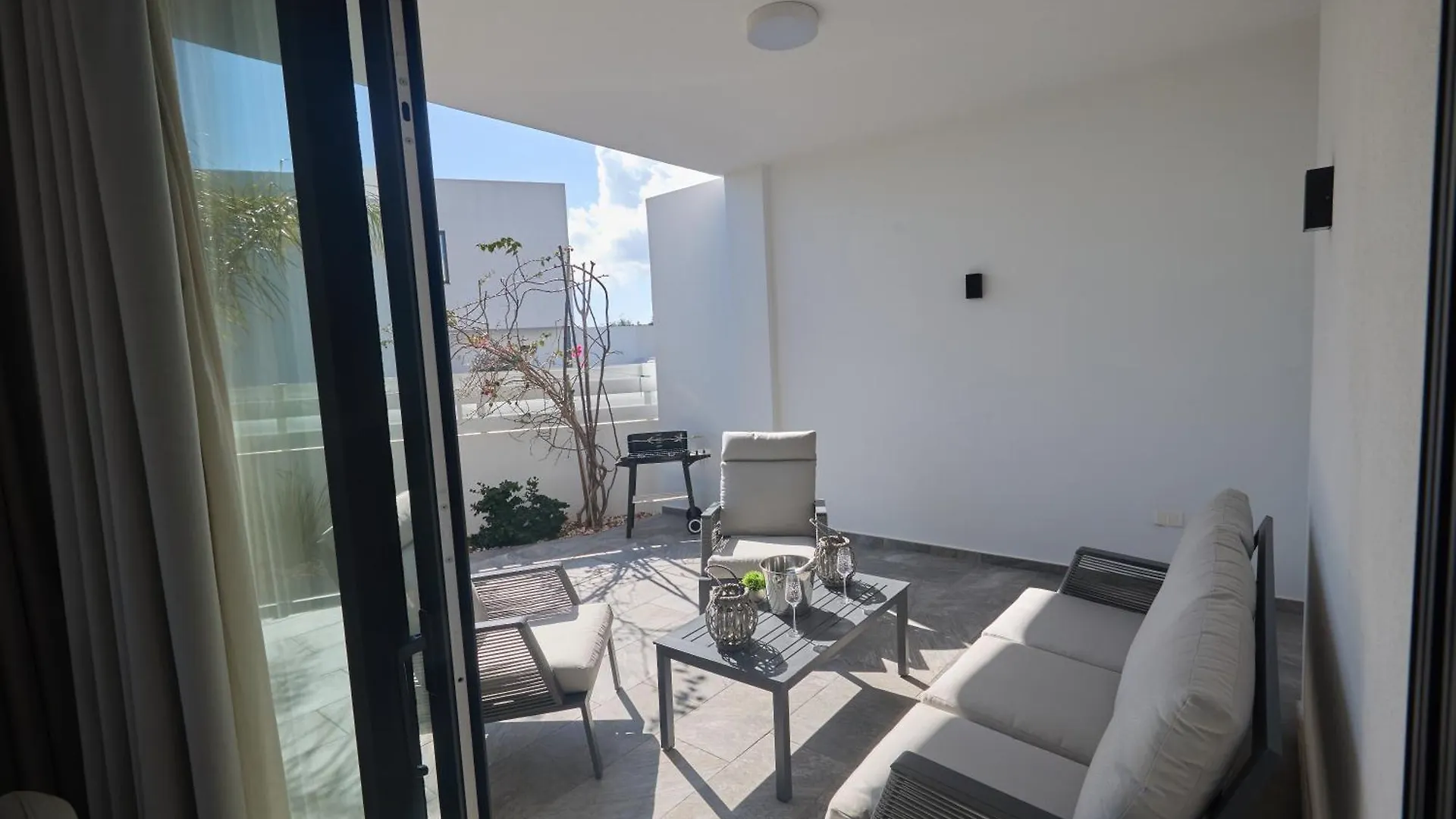 Almaria Villas Protaras 0*,